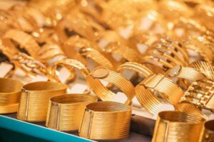 بكم الذهب هسه؟.. سعر الذهب في العراق اليوم 2026 وعيار 21 تحت المجهر