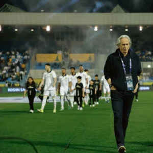 قائمة النصر أمام الوصل رسمياً من الاتحاد الآسيوي وإجراء جراحي للبوعينين