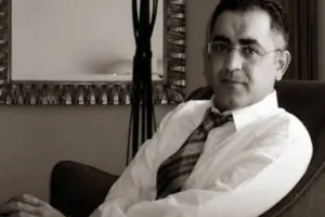 من هو شهاب زريوح؟.. قصة رحيل مقدم نشرات الأخبار بالقناة الأولى المغربية وتفاصيل مسيرته