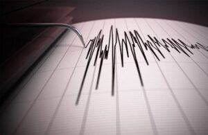 زلزال بقوة 3.7 درجة يضرب جزر توكارا اليابانية.. وتحذيرات أولية من الهزات الارتدادية