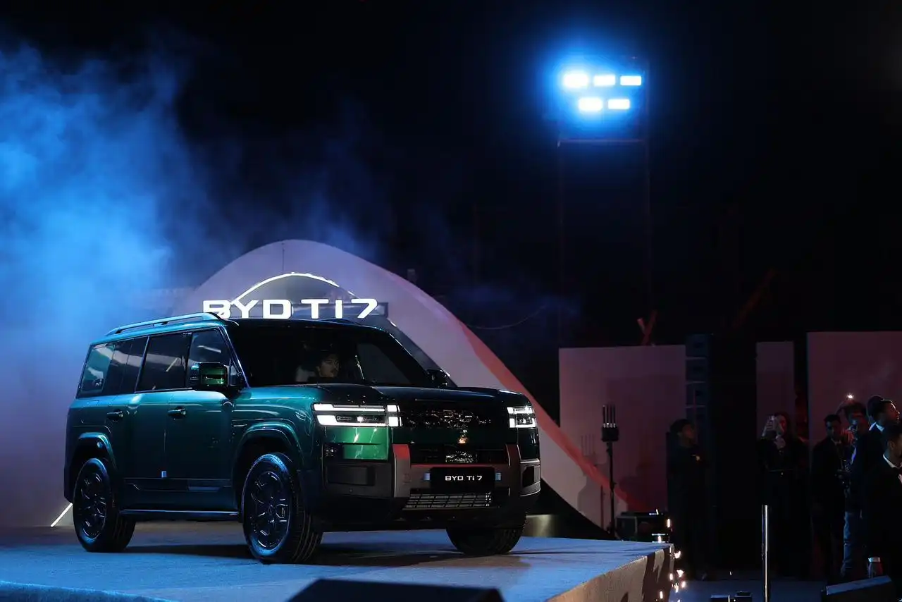 سعر ومواصفات BYD TI7 DM-i الجديدة في مصر 2026.. هل تقلب موازين سيارات الـSUV الفاخرة؟