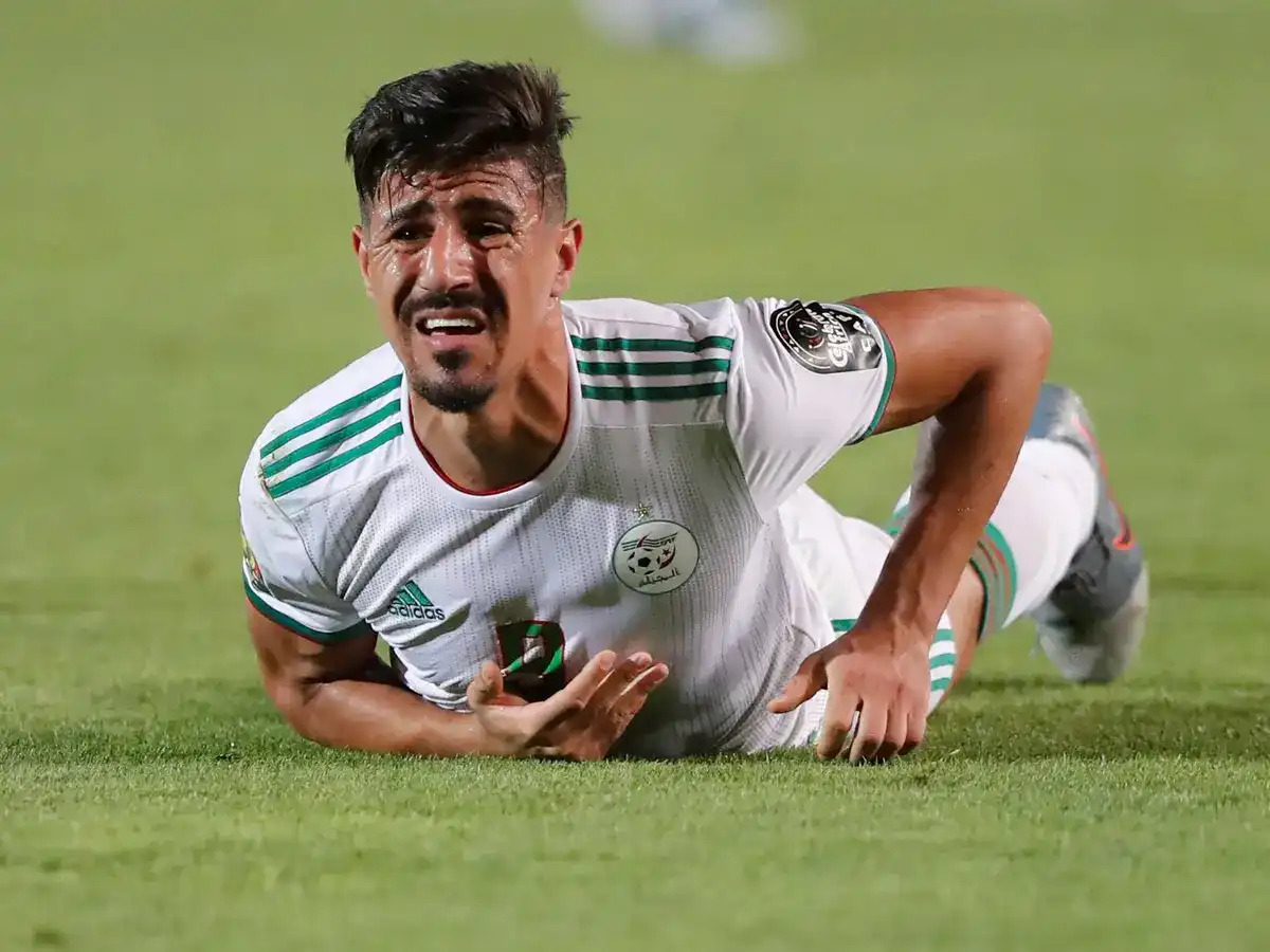 بغداد بونجاح خارج قائمة الجزائر في كأس العالم 2026.. مفاجأة مدوية تهز استعدادات “محاربي الصحراء” قبل المونديال