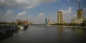 تقلبات مفاجئة في طقس الأحد.. انخفاض الحرارة وتحذيرات رسمية للمواطنين