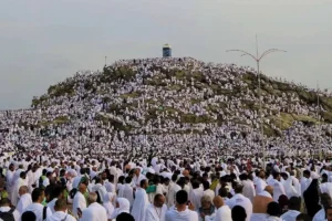 طقس عرفات والمشاعر المقدسة اليوم في السعودية 2026 وتحذيرات عاجلة للحجاج من موجة الحر