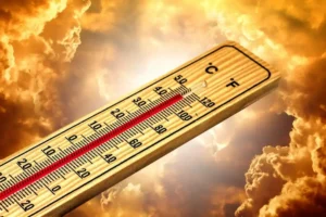 طقس اليوم الثالث من ذي الحجة 2026 وموعد أذان المغرب في مصر والعراق والجزائر لحظة بلحظة