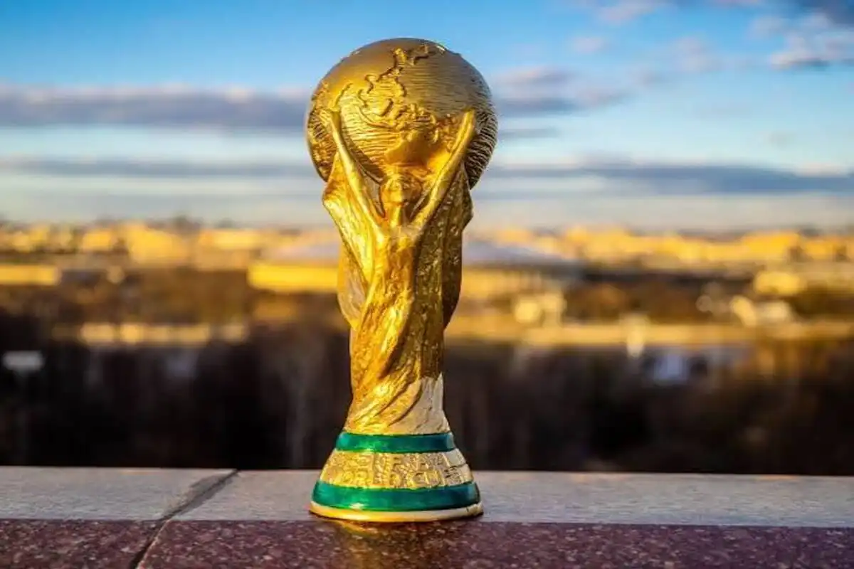 تعرف على وزن كأس العالم الأصلي.. أين توجد النسخة الذهبية؟