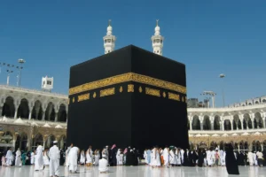 موعد إعلان ضوابط العمرة 1448.. رسوم الباركود وعدد الرحلات أبرز التعديلات